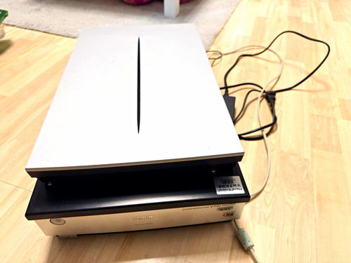 Epson perfection v700 scanner - perfection,